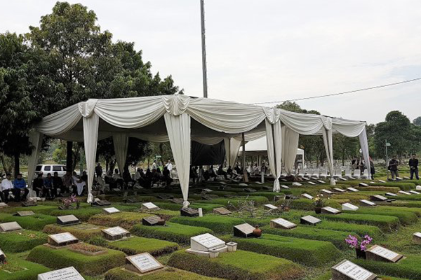tenda kemarian tenda kemarian